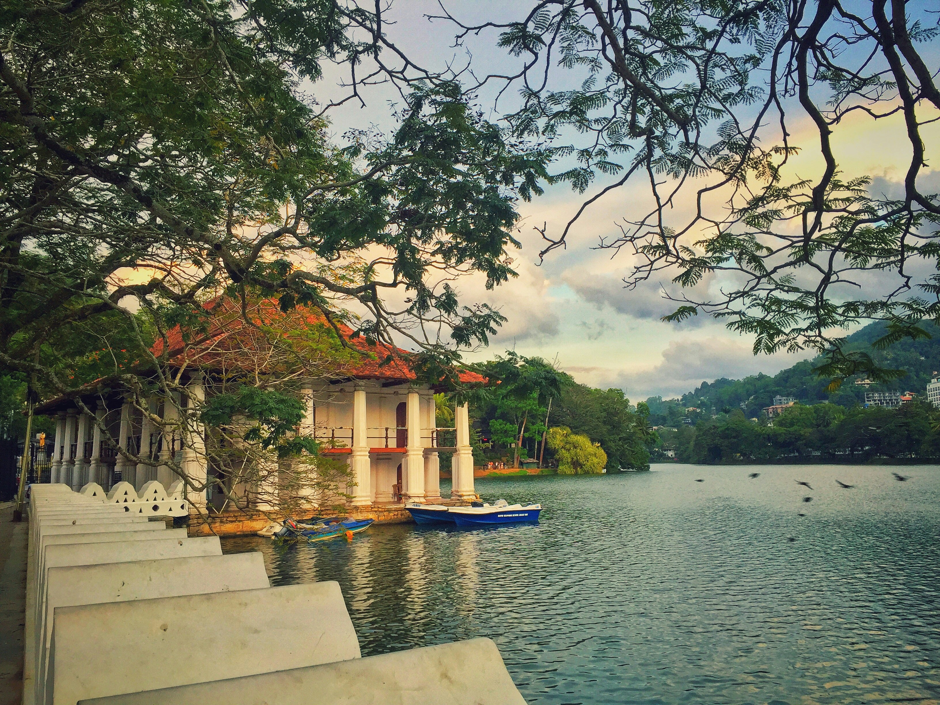 Kandy Lake Walk